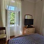 Apartment Adelle - By Guide Lovran