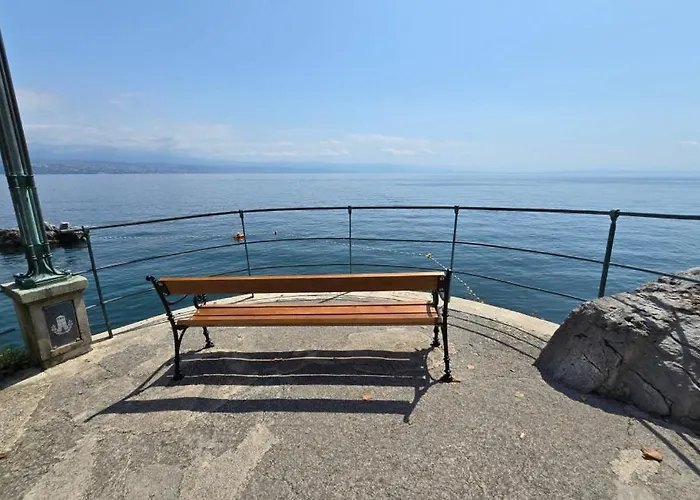 Adelle - By Guide * Lovran